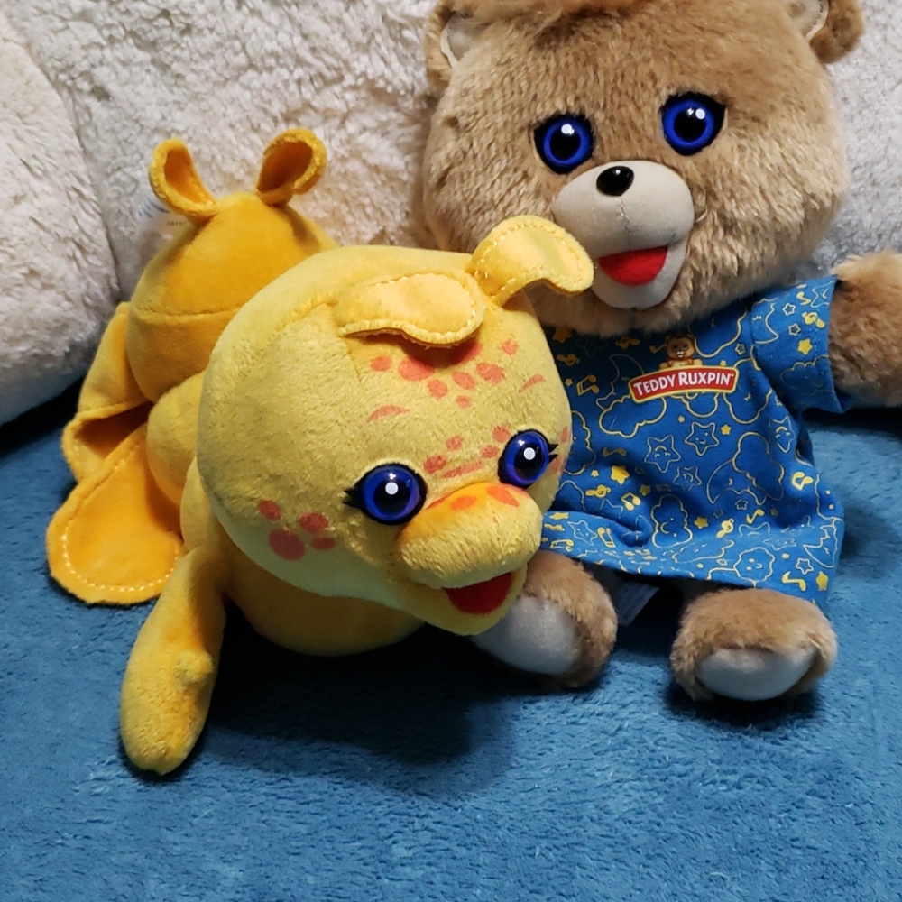 Teddy Ruxpin - Picture 8 of 9